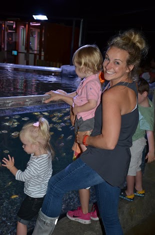 Austin Moms Blog Play Date at Austin Aquarium