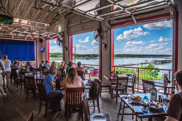 Austin's best restaurants on the lake